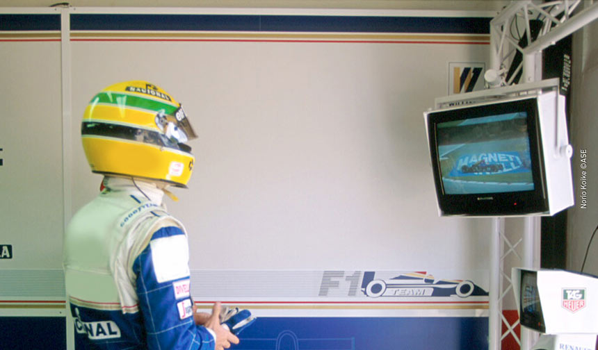 Senna in Williams garage at Imola 1994